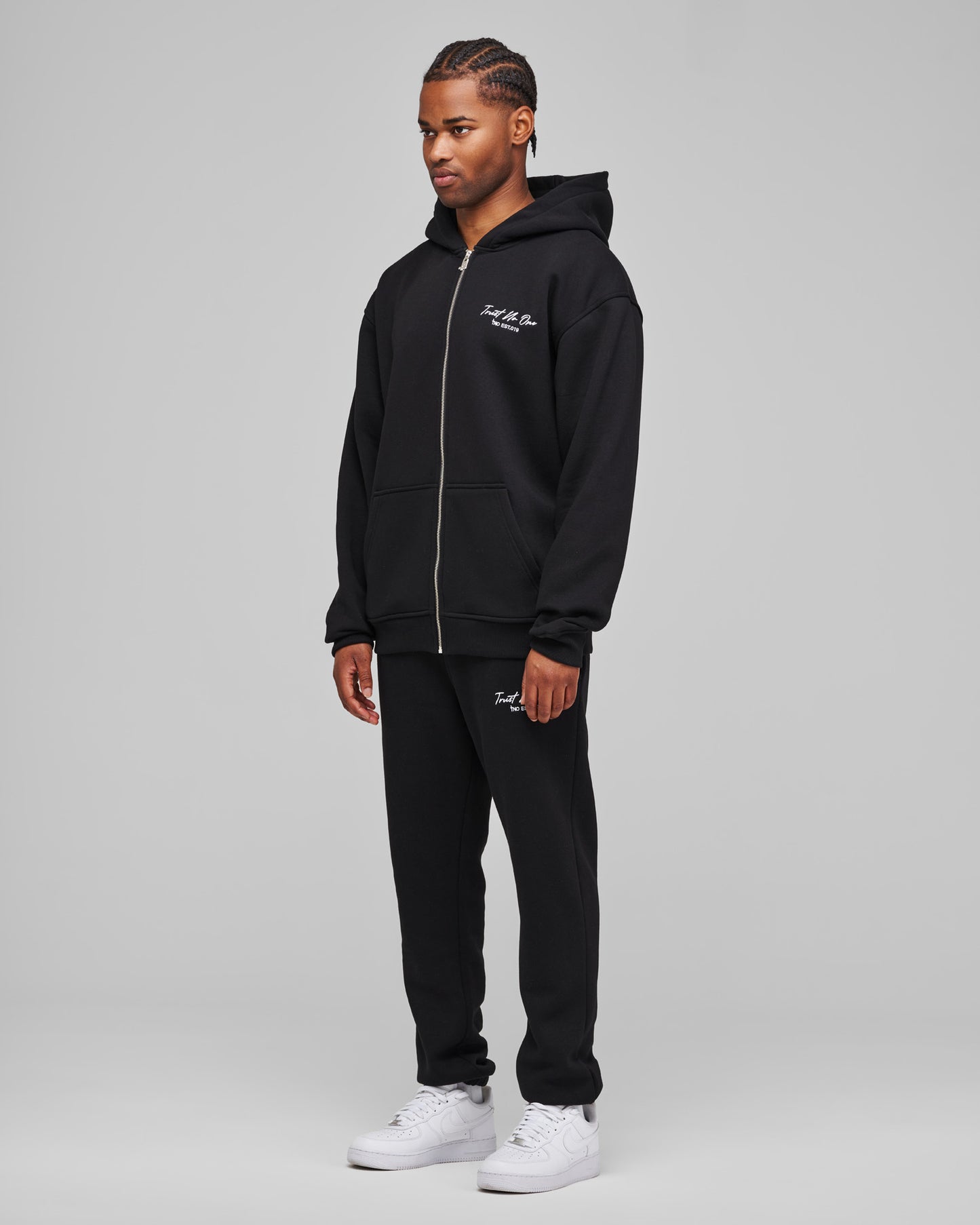 TNO Basic Sweatjacket | black