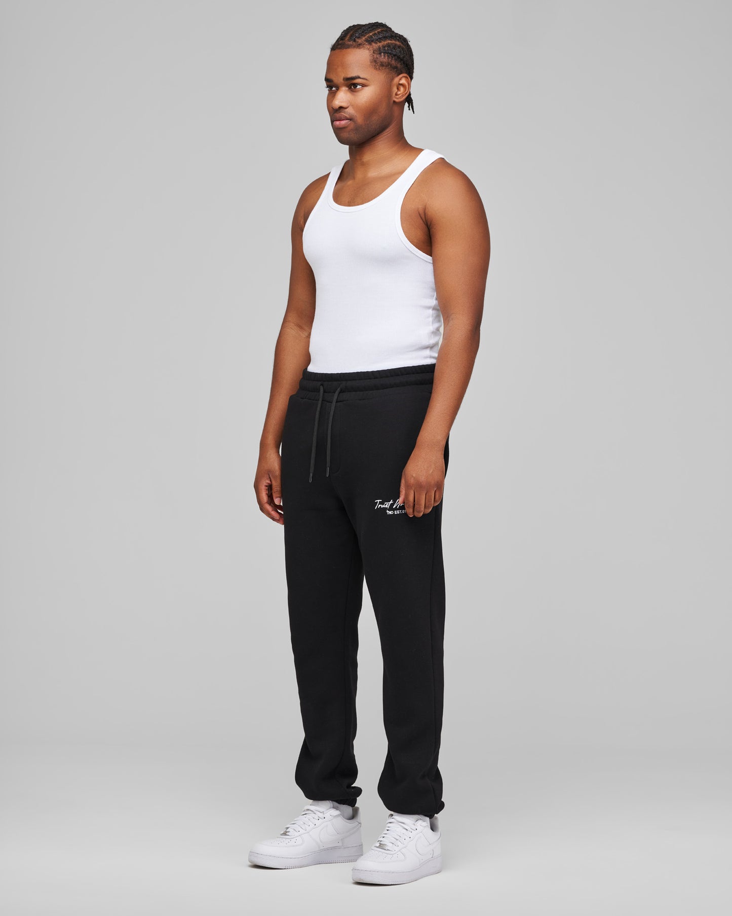 TNO Basic Jogger | black