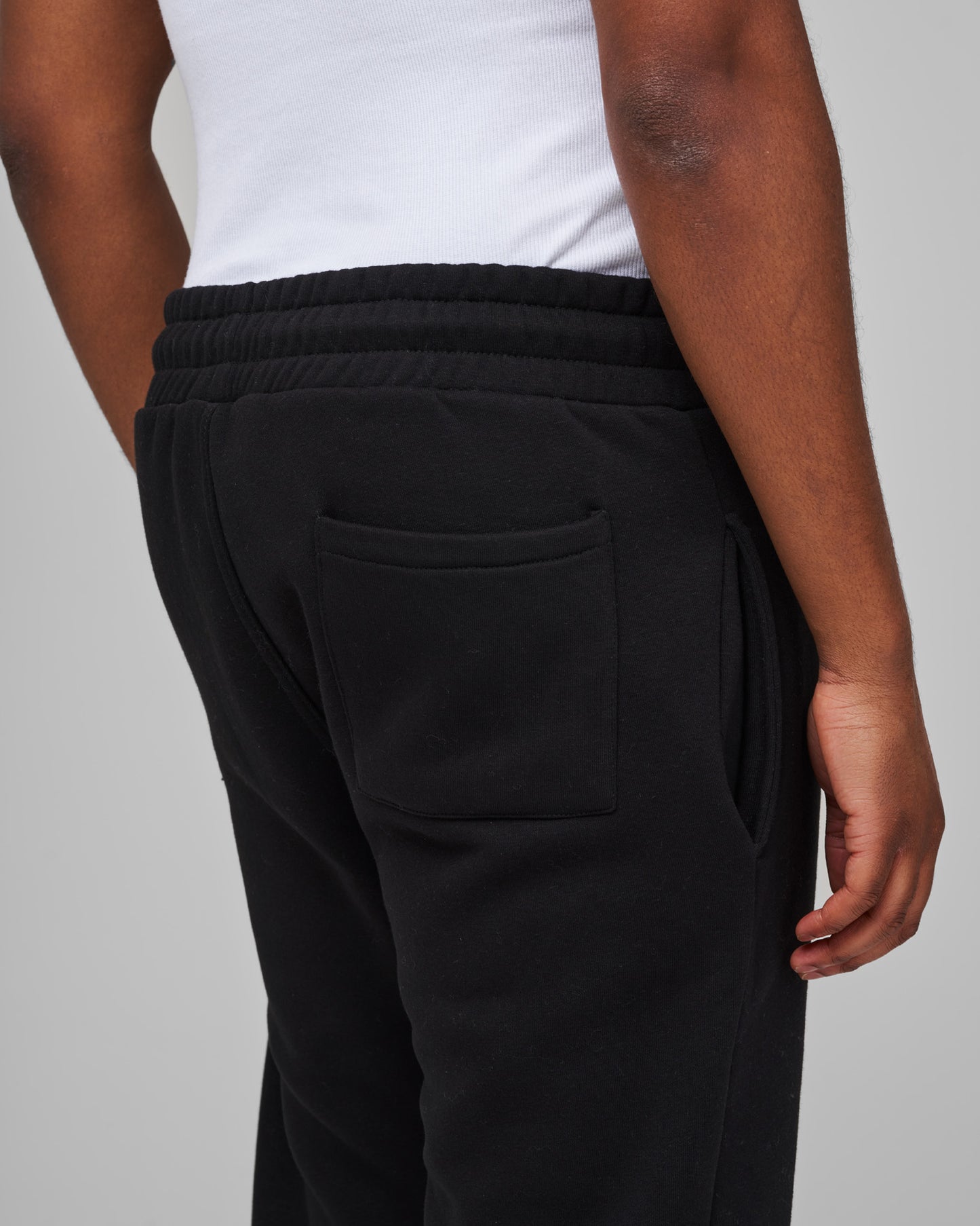 TNO Basic Jogger | black