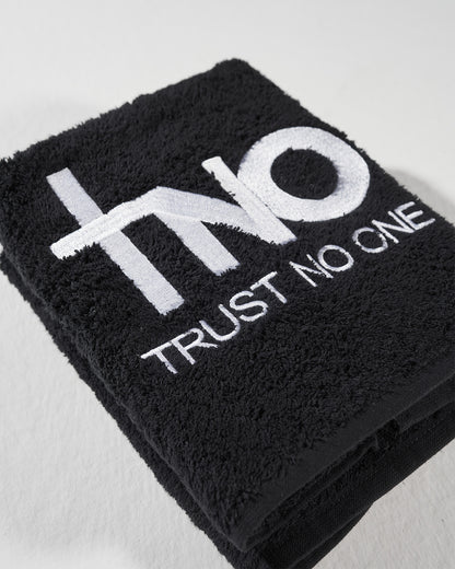 TNO Handtuch | black