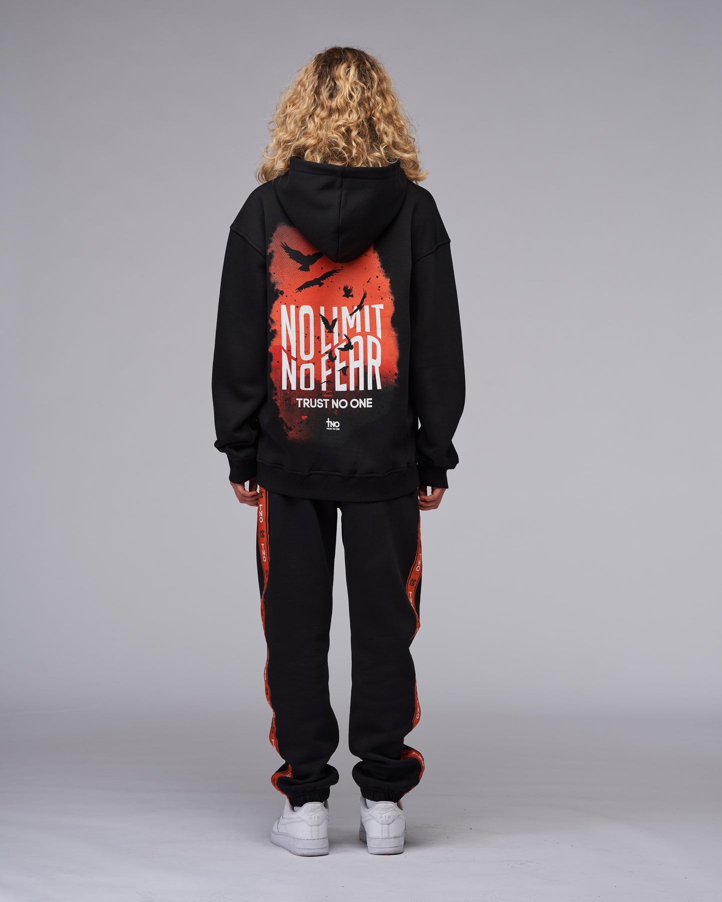 TNO No Limit No Fear Zip-Hoodie | black