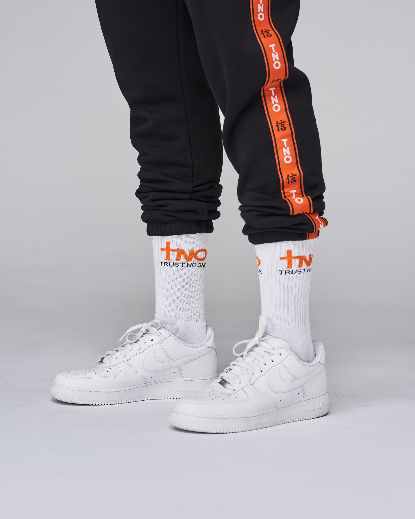 TNO Socks Letter | white/orange (2er-Pack)